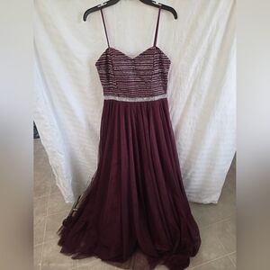 Elegant Burgundy Prom Dress